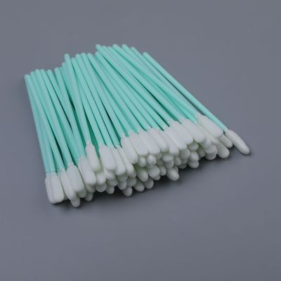 Swab pembersih ujung busa bulat 6mm dengan pegangan hijau yang kokoh Lint bebas aplikasi pembersih presisi Panjang 100mm