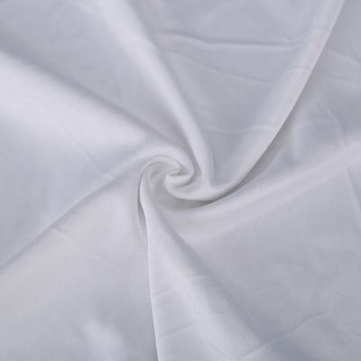 Ukuran Disesuaikan Non Woven Microfiber Cloth Kemampuan Membersihkan Tinggi Untuk Cleanroom