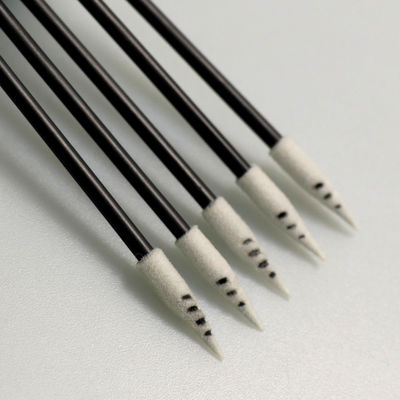 Spiral Point Head Disposable Foam Cleaning Swabs dengan Black Handle 67mm Panjang