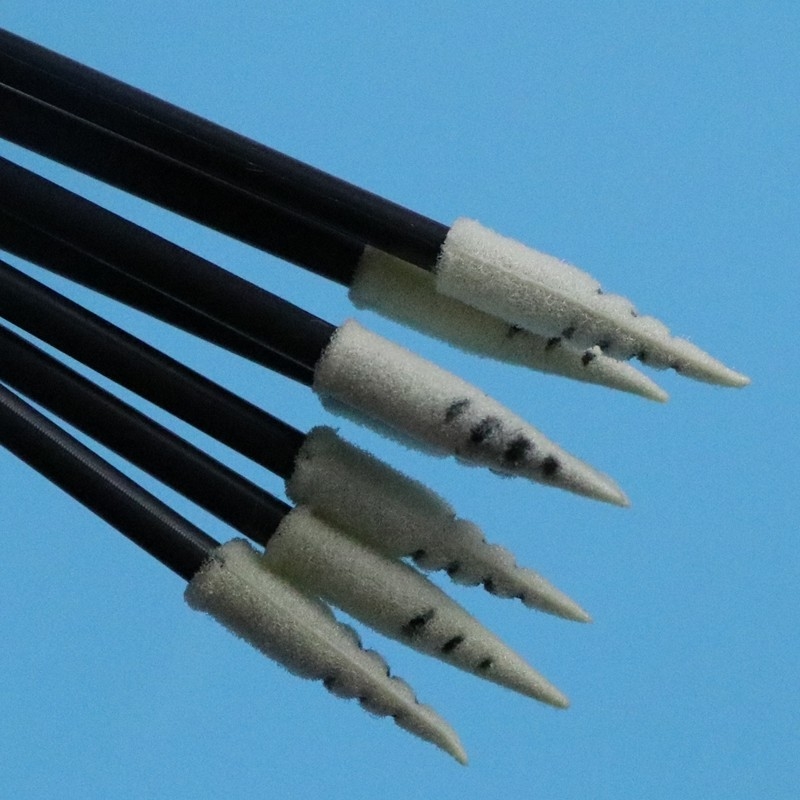 751 Lint Free Spiral Pointed Small Cleanroom Swab Car Cleaning Foam Swab dengan Handle Hitam