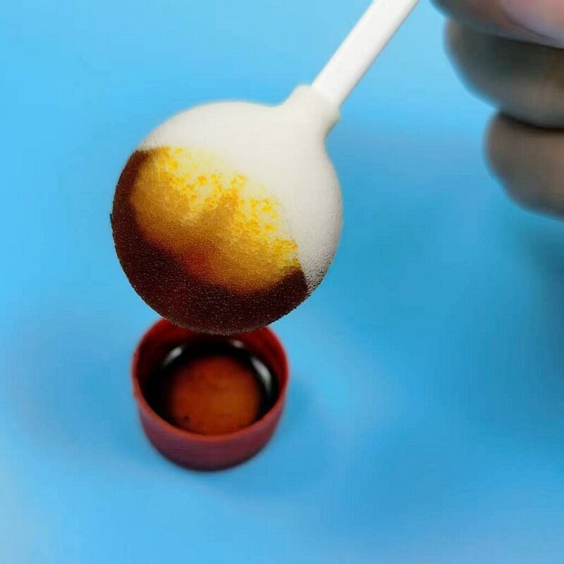 Spons Pembersih Luka Kapasitas Cairan Tinggi: 105mm Genggam dengan Kepala Bulat Besar untuk Pengelolaan Eksudat yang Efisien